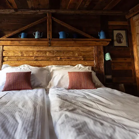 Cafe Quinson Relais De Charme 4*