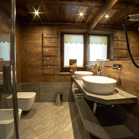 Pensjonat Cafe Quinson Relais De Charme