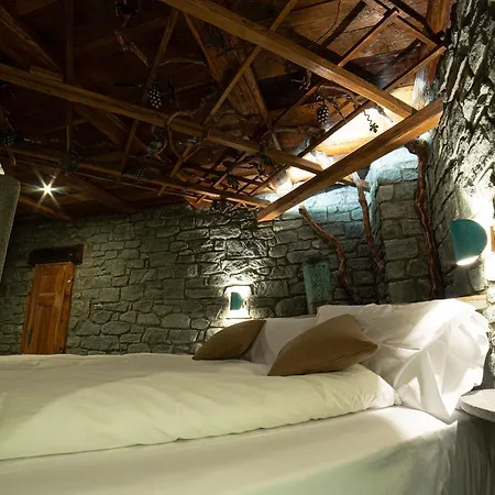 Pensjonat Cafe Quinson Relais De Charme