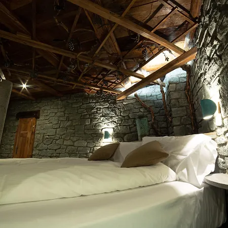 Gasthof Cafe Quinson Relais De Charme