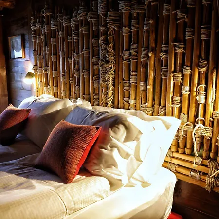 Cafe Quinson Relais De Charme Pensjonat 4*