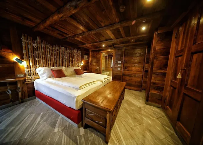 Cafe Quinson Relais De Charme Gæstehus