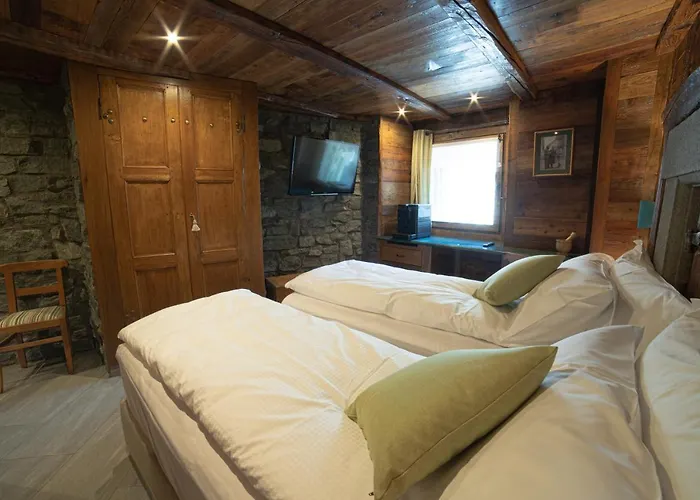 Cafe Quinson Relais De Charme Gæstehus 4*