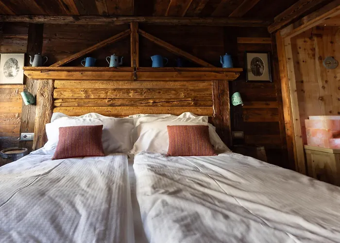 Cafe Quinson Relais De Charme 4*