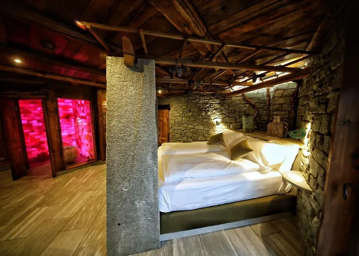 Cafe Quinson Relais De Charme Gæstehus