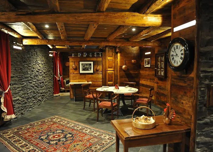 Cafe Quinson Relais De Charme