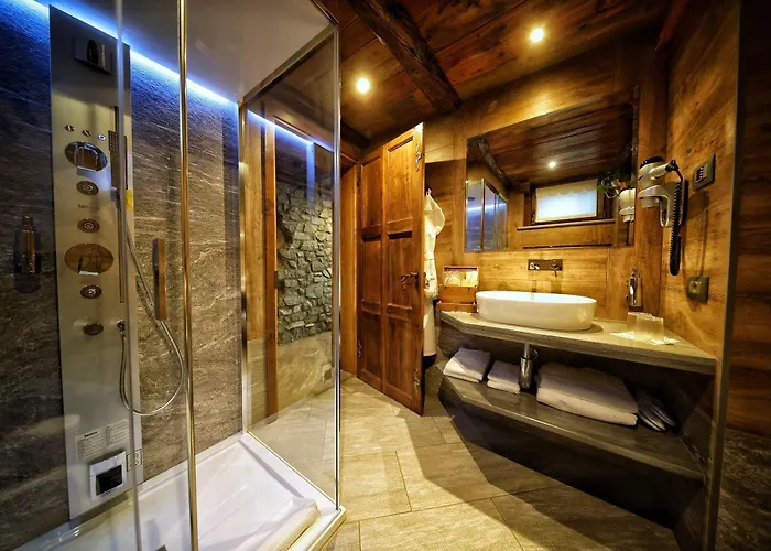 Cafe Quinson Relais De Charme Gæstehus