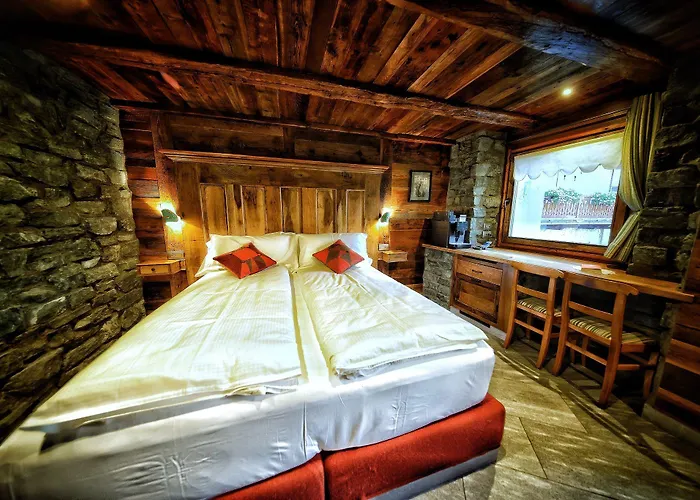 Cafe Quinson Relais De Charme Gæstehus